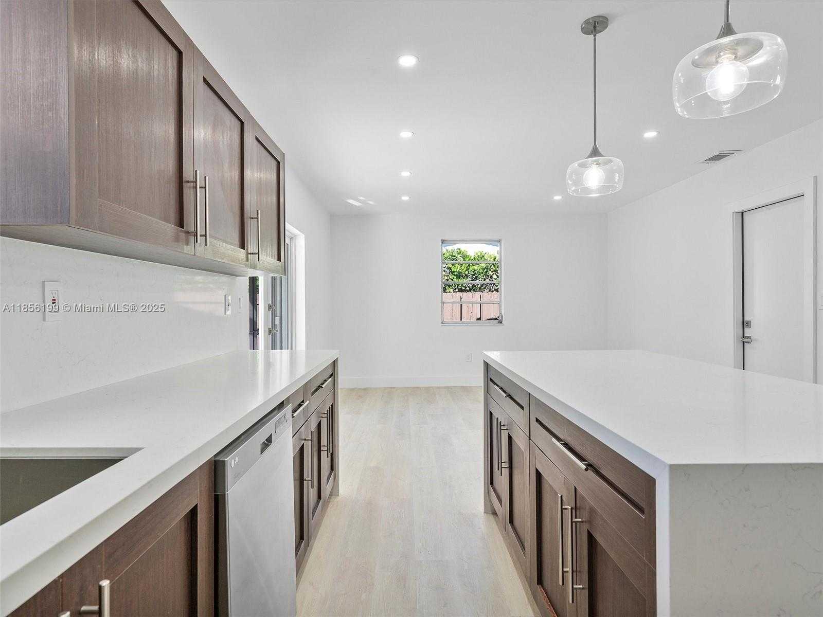 Small Image of 9310 SOUTH WEST 165TH ST, Palmetto Bay Number 18
