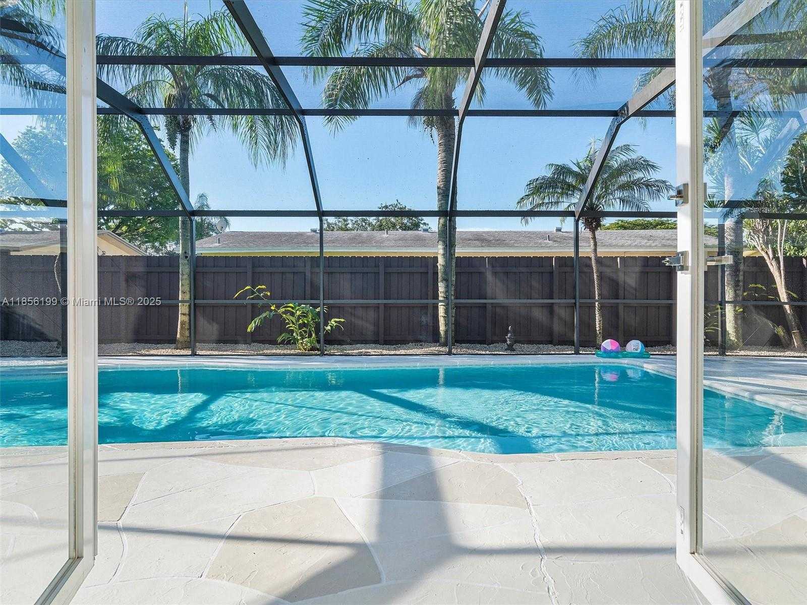 Small Image of 9310 SOUTH WEST 165TH ST, Palmetto Bay Number 35
