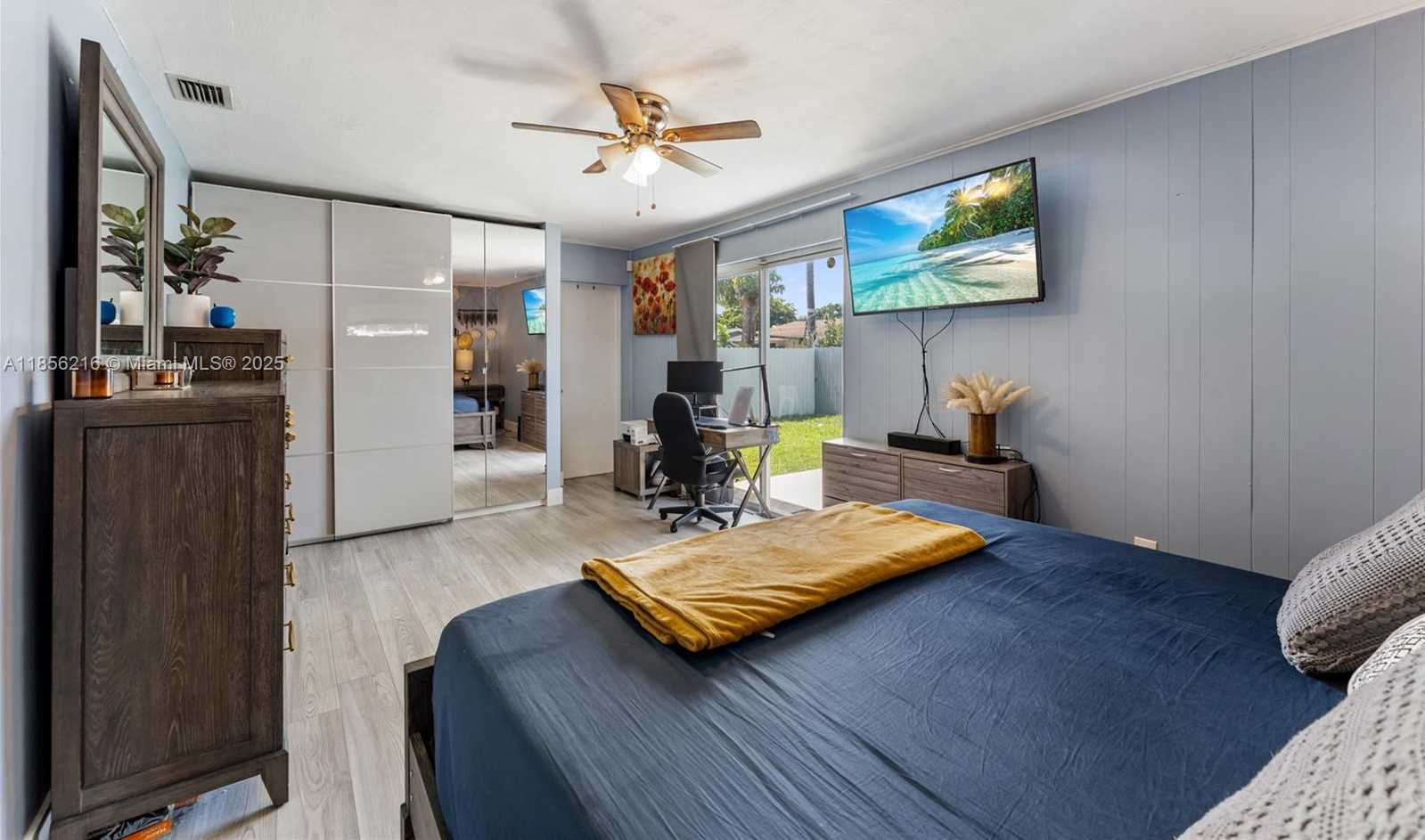 Small Image of 2020 DE SOTO DR, Miramar Number 12