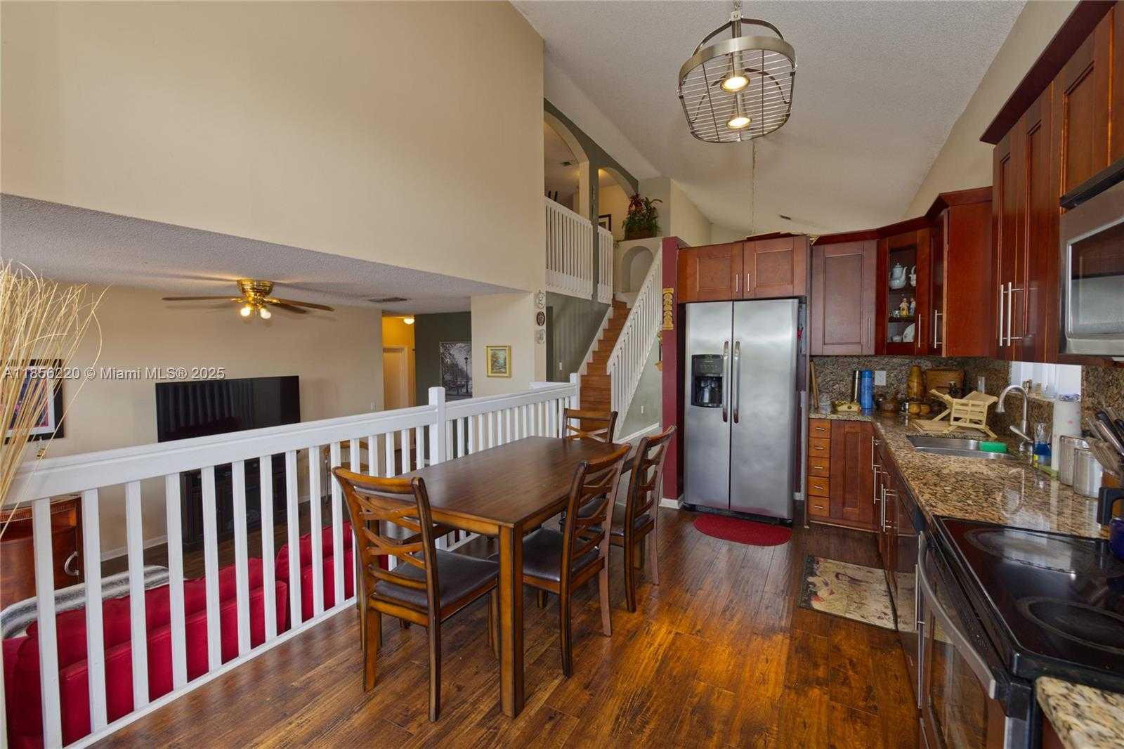 Small Image of 15343 NORTH WEST 14TH RD, Pembroke Pines Number 19