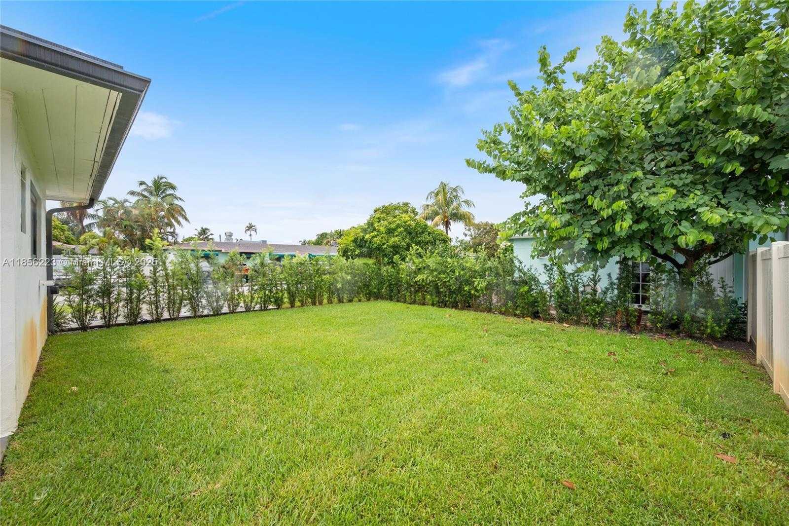 Small Image of 1201 NORTH 16TH AVE, Hollywood Number 21