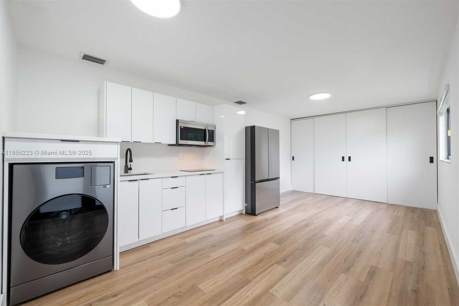 Small Image of 1201 NORTH 16TH AVE, Hollywood Number 23