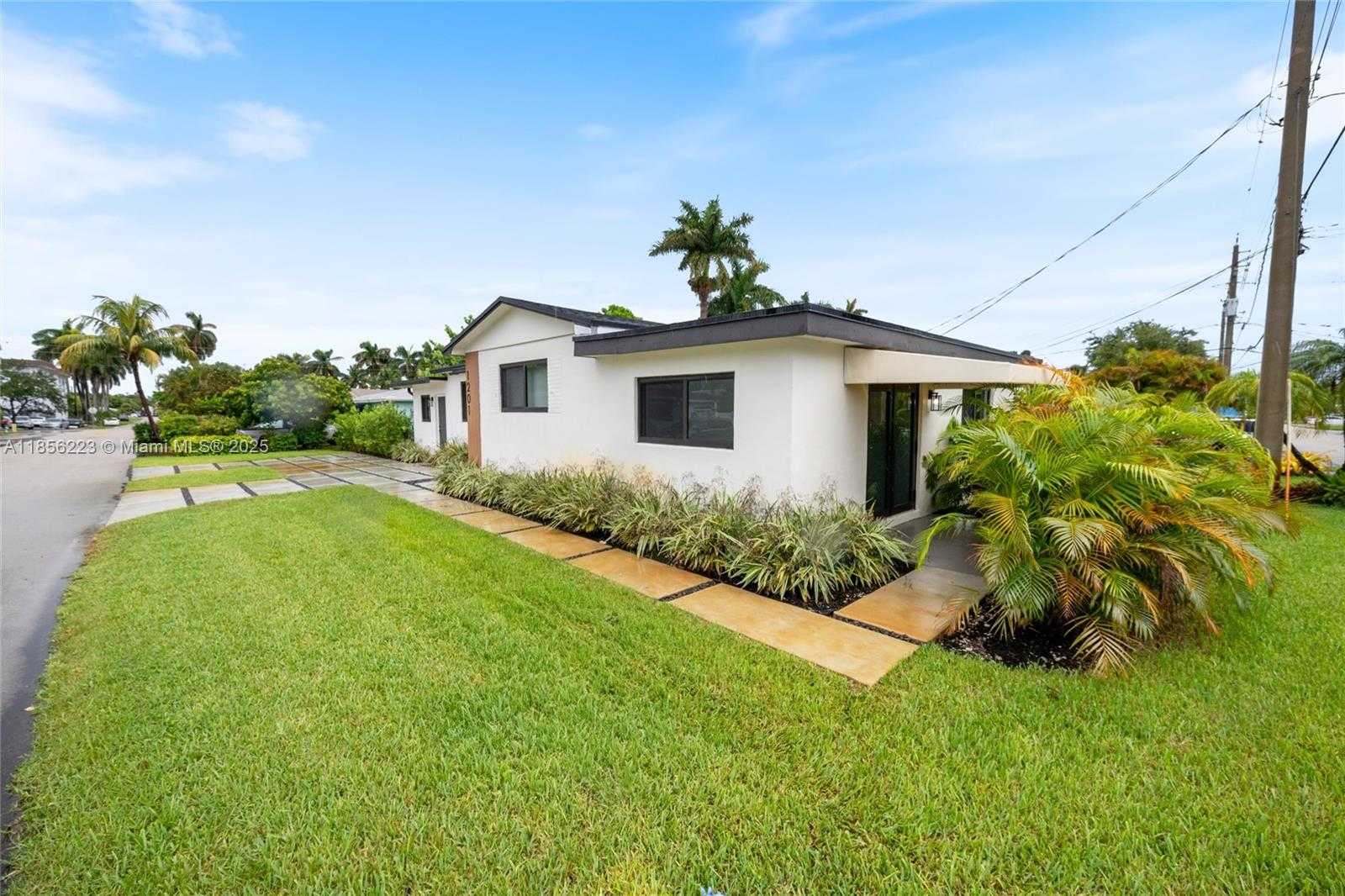 Small Image of 1201 NORTH 16TH AVE, Hollywood Number 3
