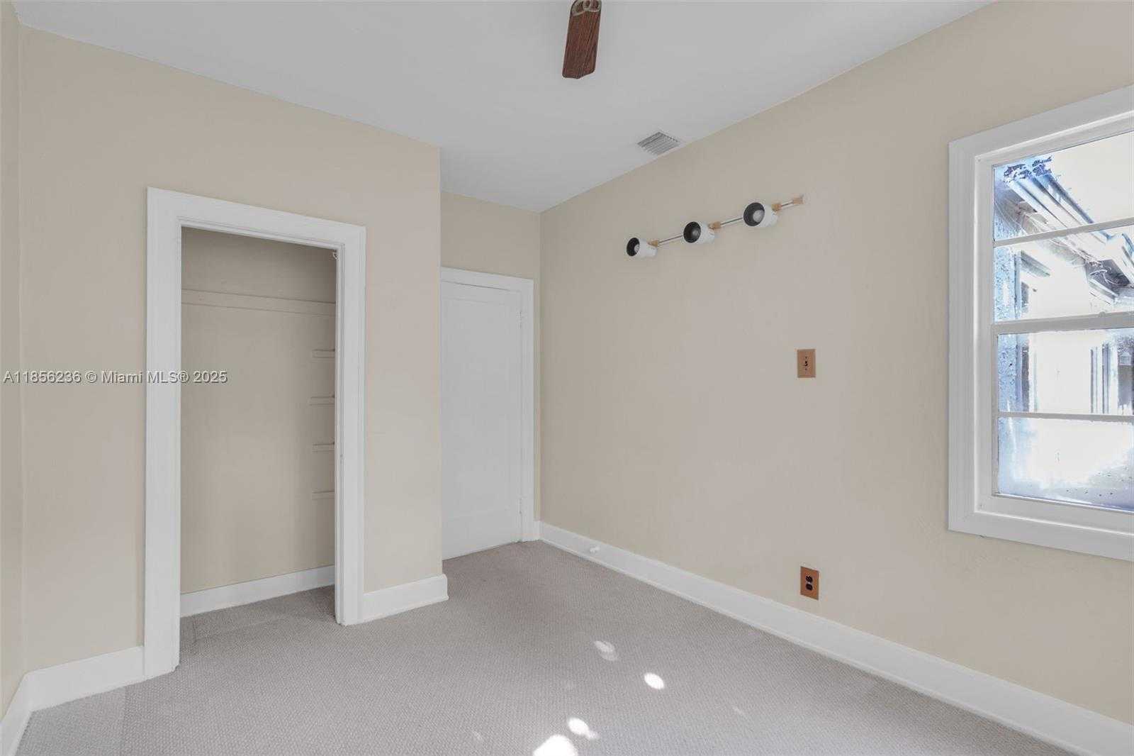 Small Image of 6243 SOUTH WEST 57TH ST, South Miami Number 19
