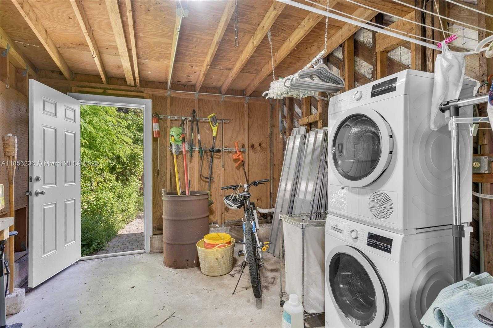 Small Image of 6243 SOUTH WEST 57TH ST, South Miami Number 27
