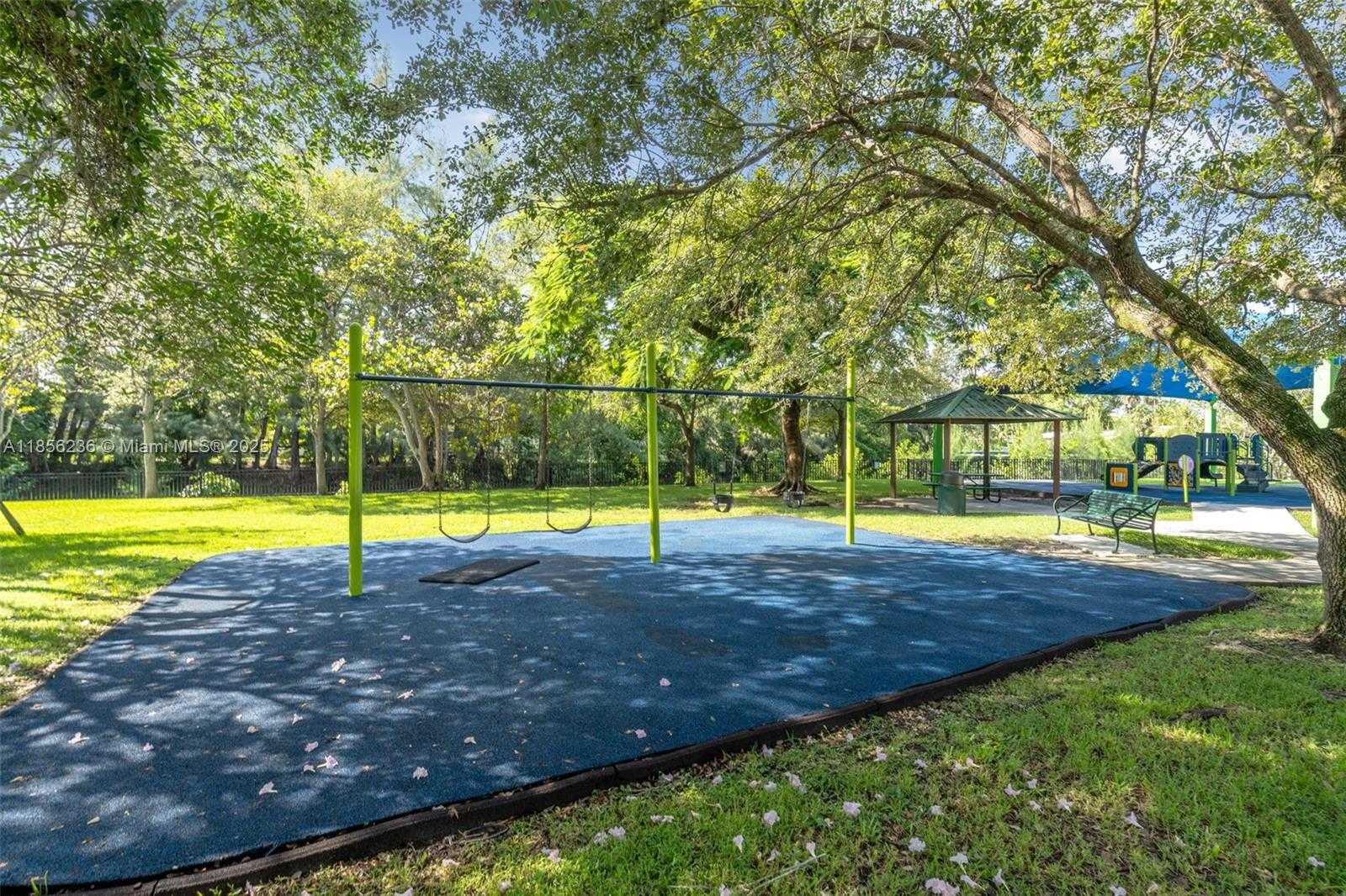 Small Image of 6243 SOUTH WEST 57TH ST, South Miami Number 42