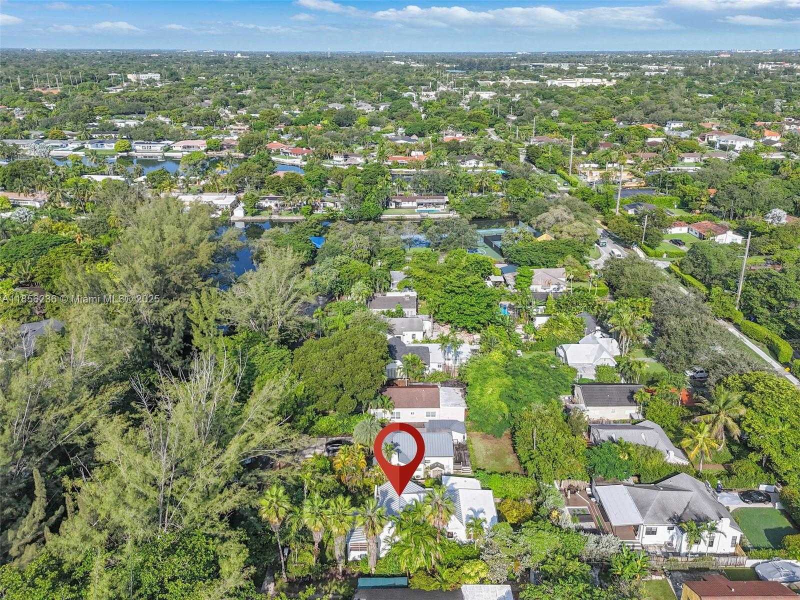 Small Image of 6243 SOUTH WEST 57TH ST, South Miami Number 45