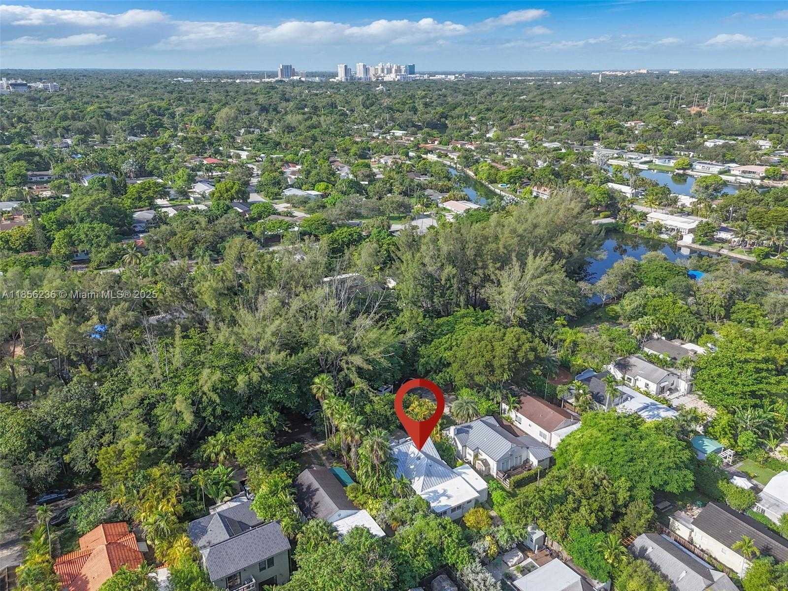 Small Image of 6243 SOUTH WEST 57TH ST, South Miami Number 47