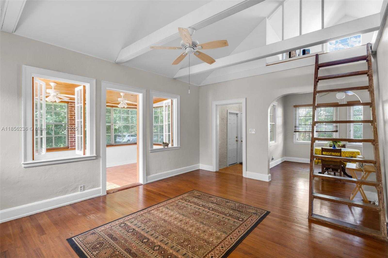 Small Image of 6243 SOUTH WEST 57TH ST, South Miami Number 9