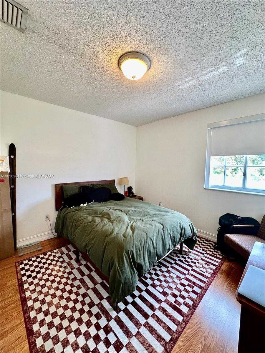 Small Image of 9942 NORTH WEST 29TH ST, Doral Number 15