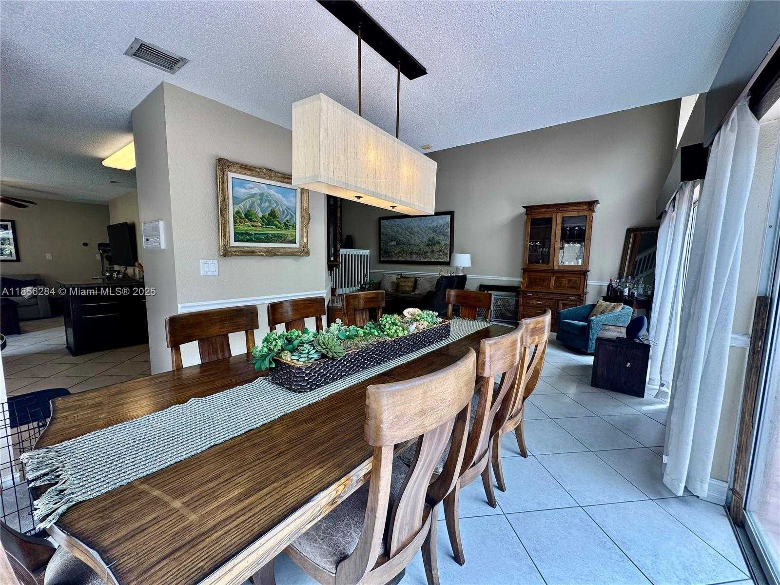 Small Image of 9942 NORTH WEST 29TH ST, Doral Number 20