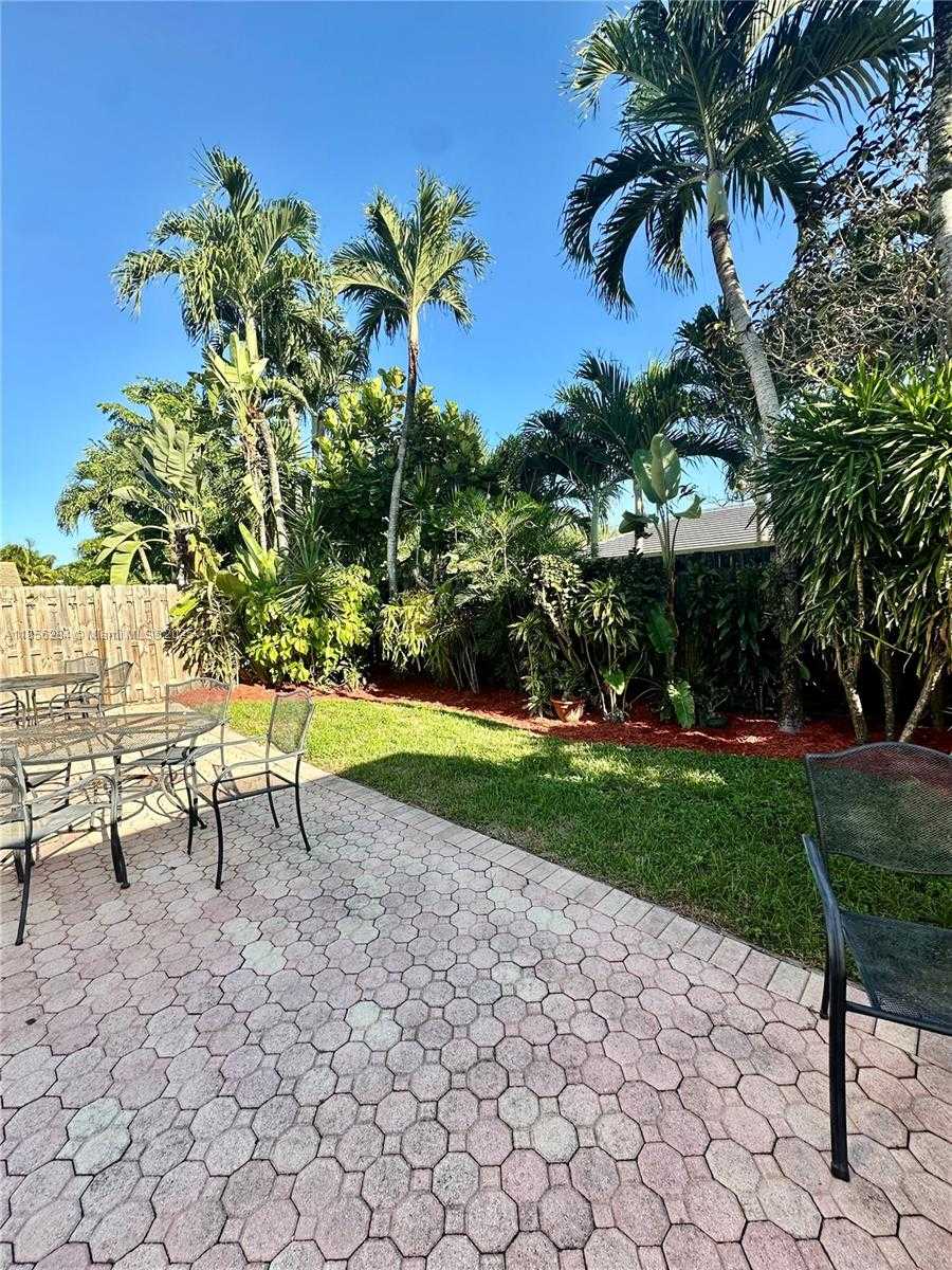 Small Image of 9942 NORTH WEST 29TH ST, Doral Number 4