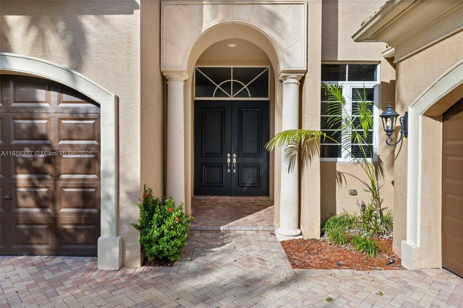 Small Image of 17771 LAKE AZURE WAY, Boca Raton Number 6