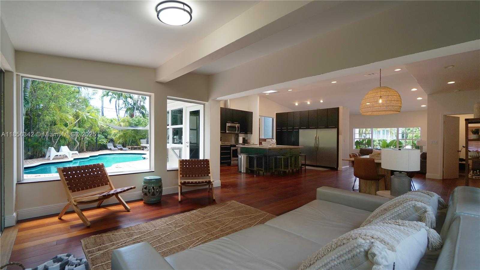Small Image of 691 RIDGEWOOD RD, Key Biscayne Number 26