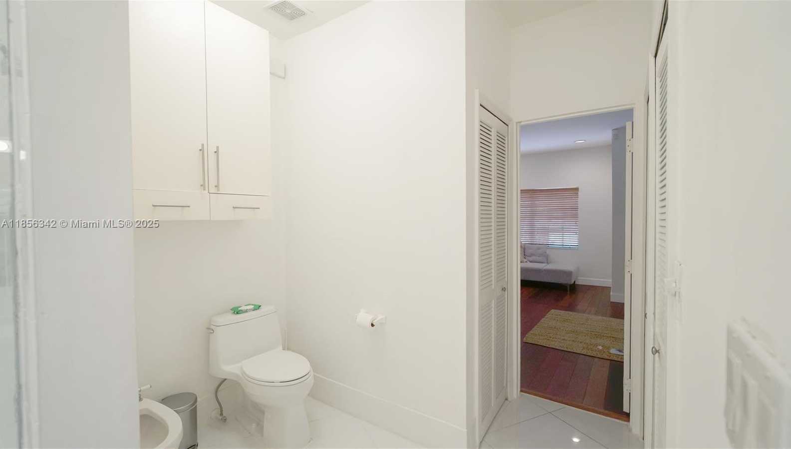 Small Image of 691 RIDGEWOOD RD, Key Biscayne Number 29