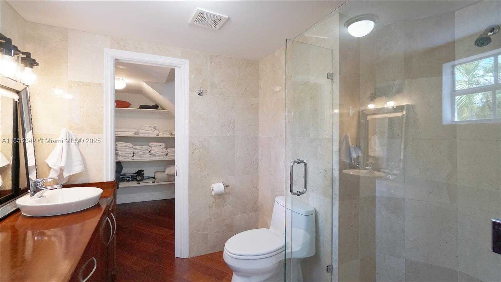 Small Image of 691 RIDGEWOOD RD, Key Biscayne Number 37