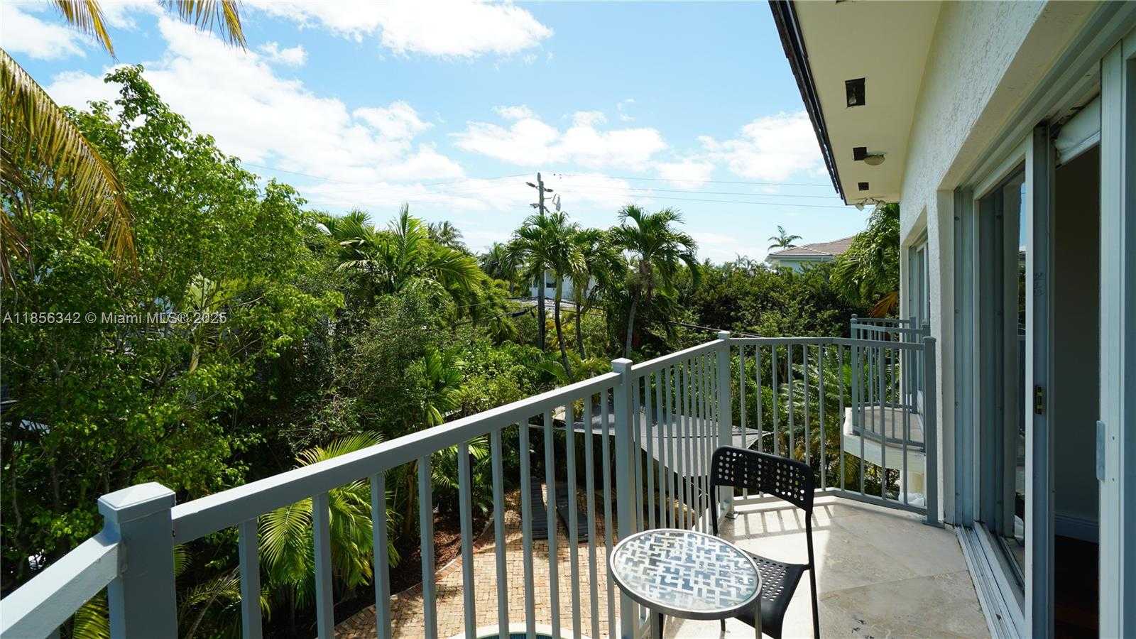 Small Image of 691 RIDGEWOOD RD, Key Biscayne Number 53