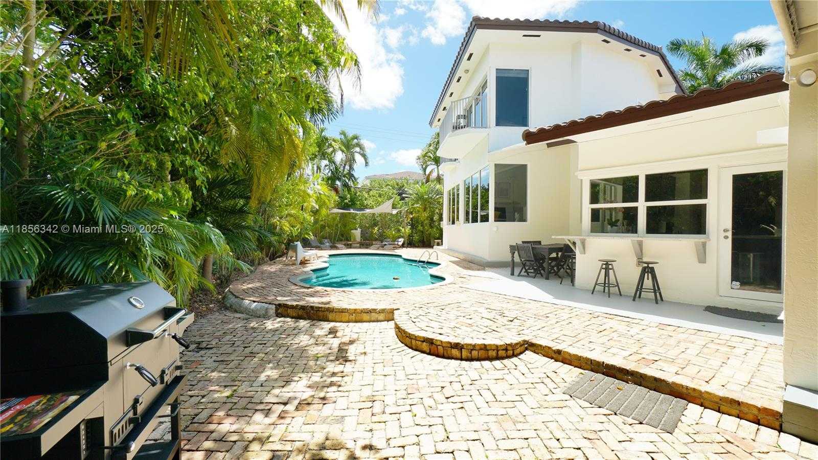 Small Image of 691 RIDGEWOOD RD, Key Biscayne Number 60