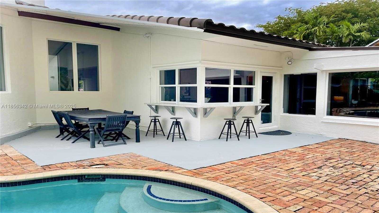 Small Image of 691 RIDGEWOOD RD, Key Biscayne Number 67