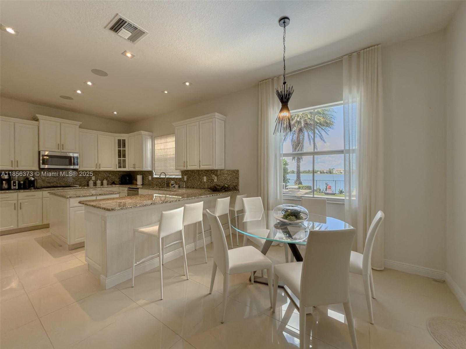 Small Image of 9709 BLUE ISLE BAY, Parkland Number 18