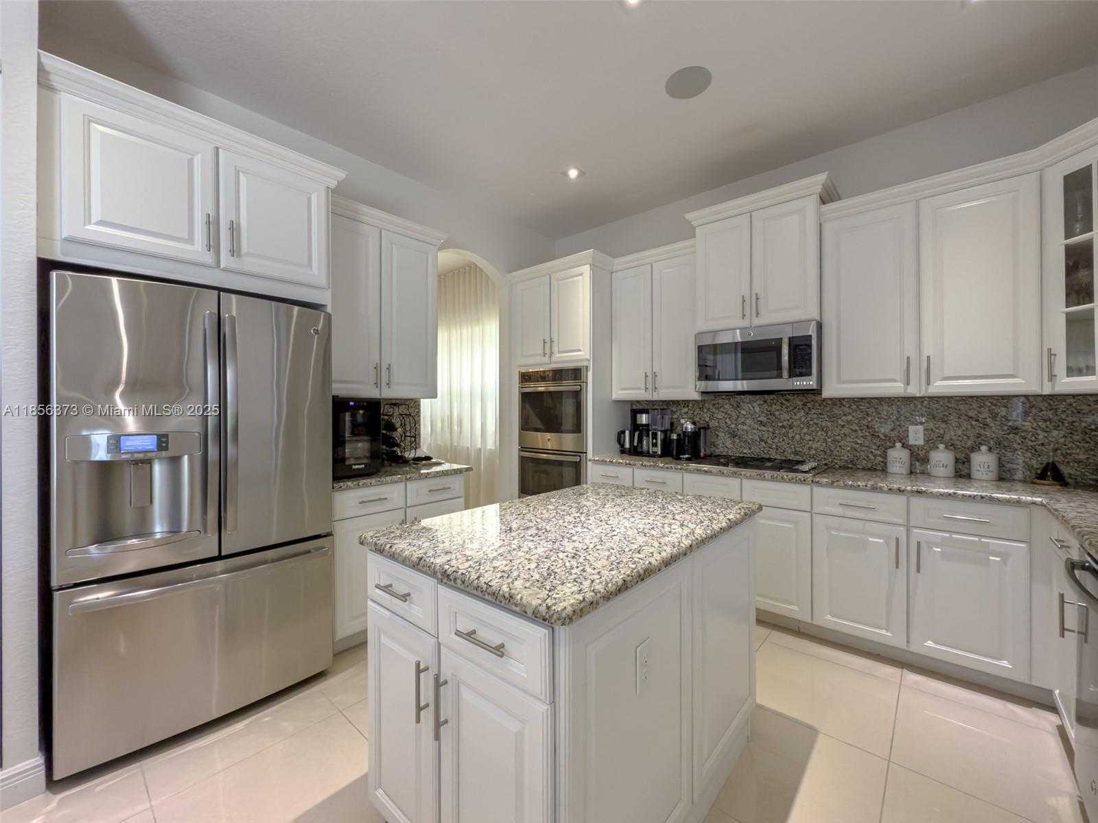 Small Image of 9709 BLUE ISLE BAY, Parkland Number 20