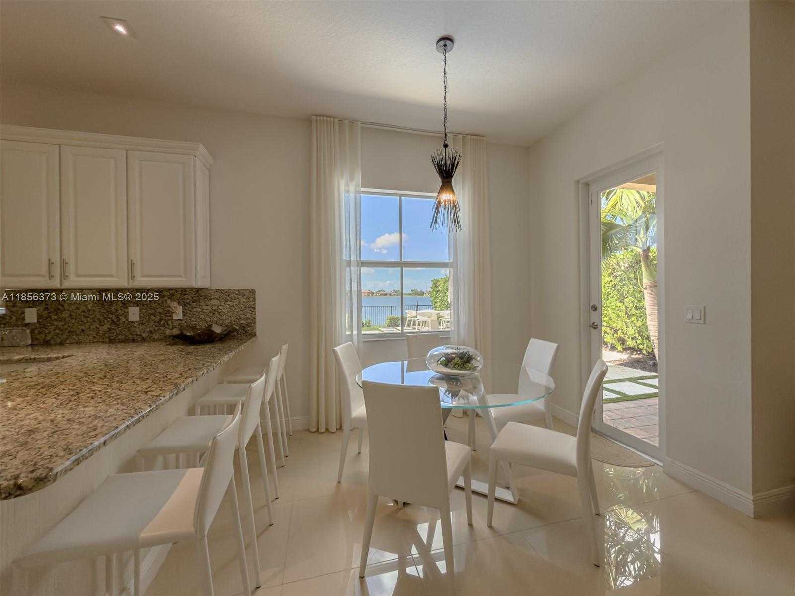 Small Image of 9709 BLUE ISLE BAY, Parkland Number 22