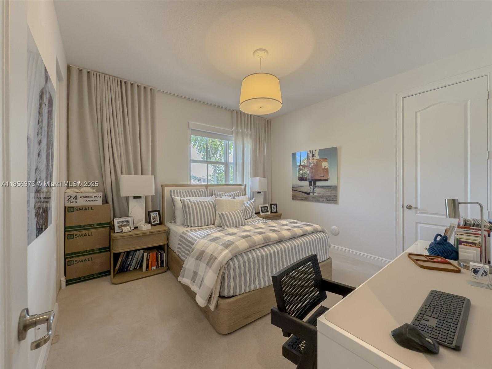 Small Image of 9709 BLUE ISLE BAY, Parkland Number 34