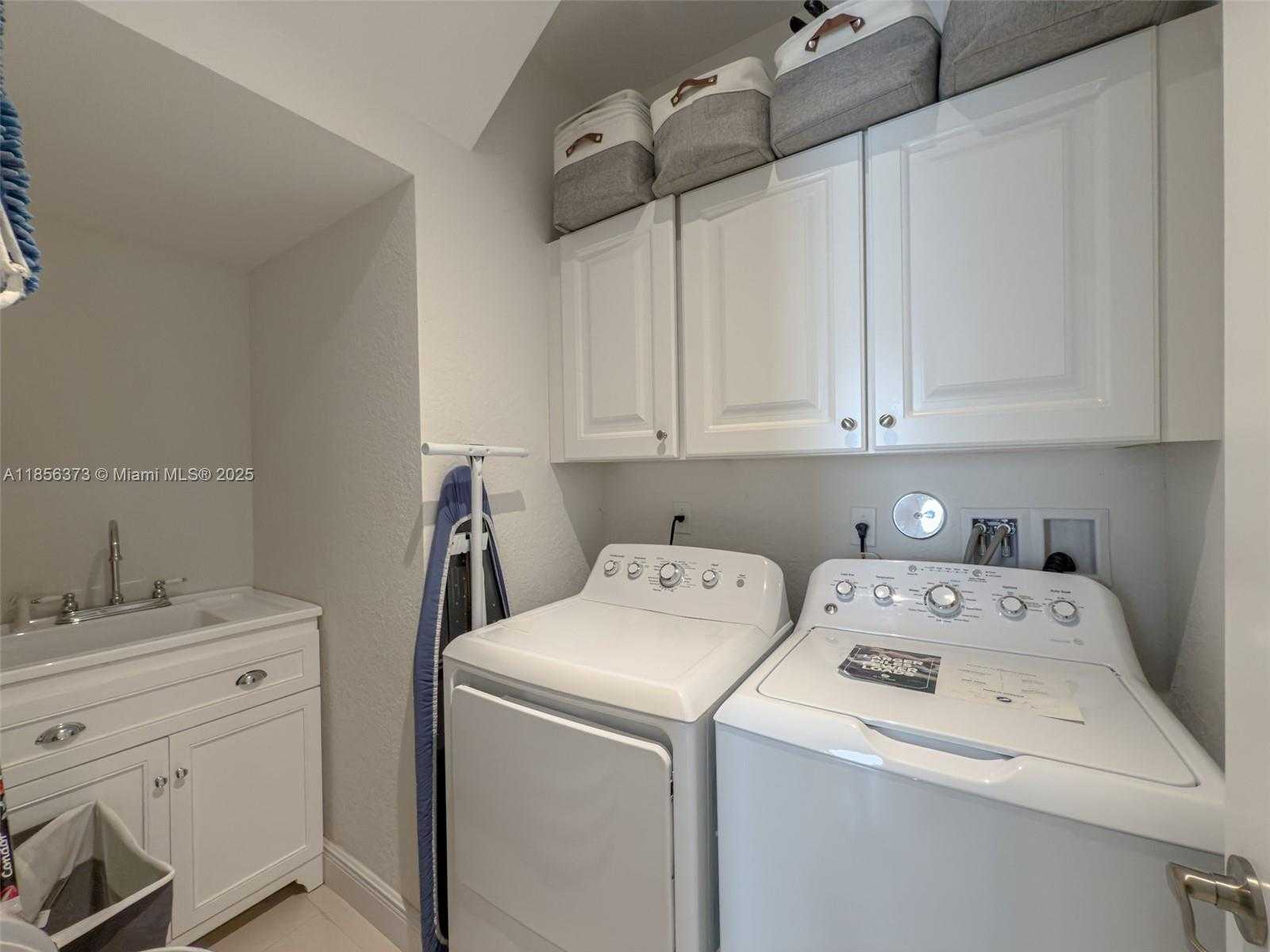 Small Image of 9709 BLUE ISLE BAY, Parkland Number 41