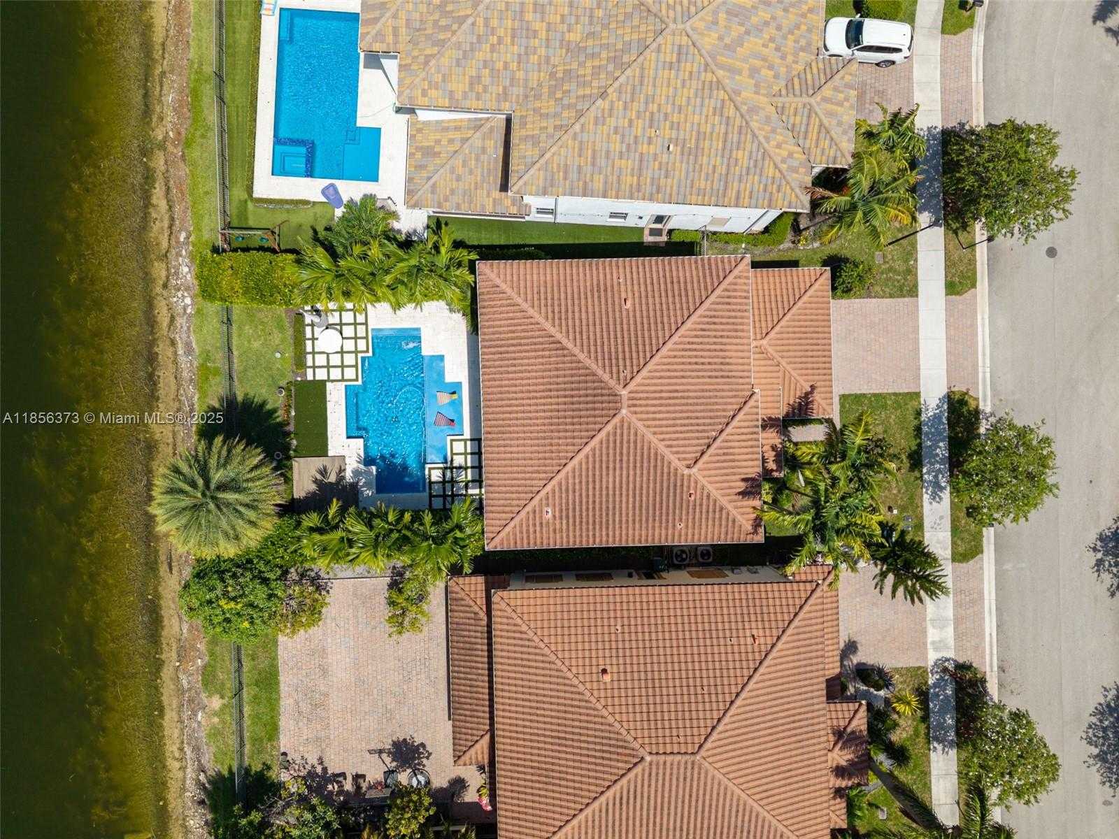 Small Image of 9709 BLUE ISLE BAY, Parkland Number 67