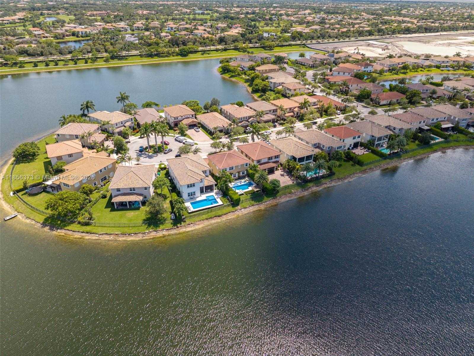 Small Image of 9709 BLUE ISLE BAY, Parkland Number 75