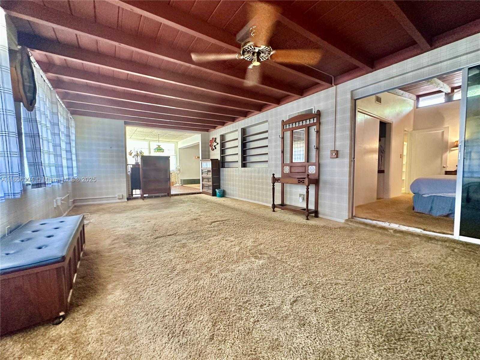 Small Image of 845 NORTH EAST 127TH ST, North Miami Number 10