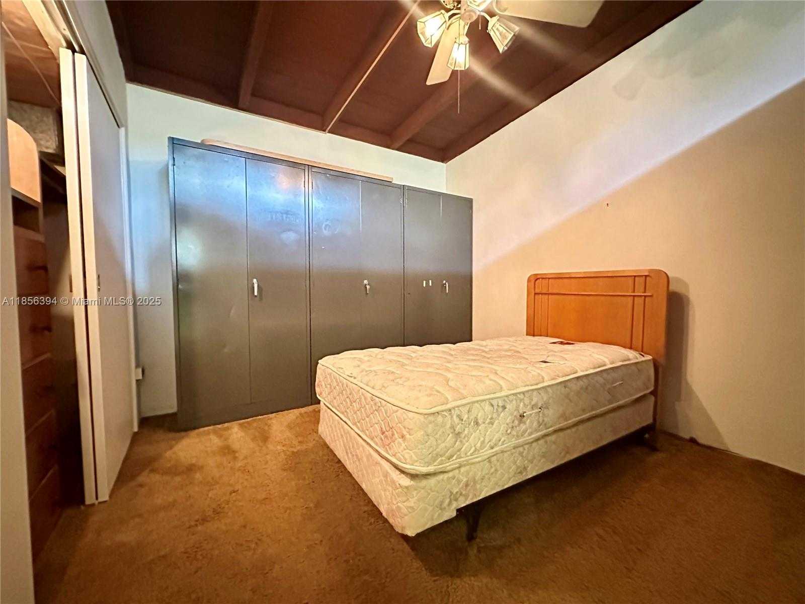 Small Image of 845 NORTH EAST 127TH ST, North Miami Number 14