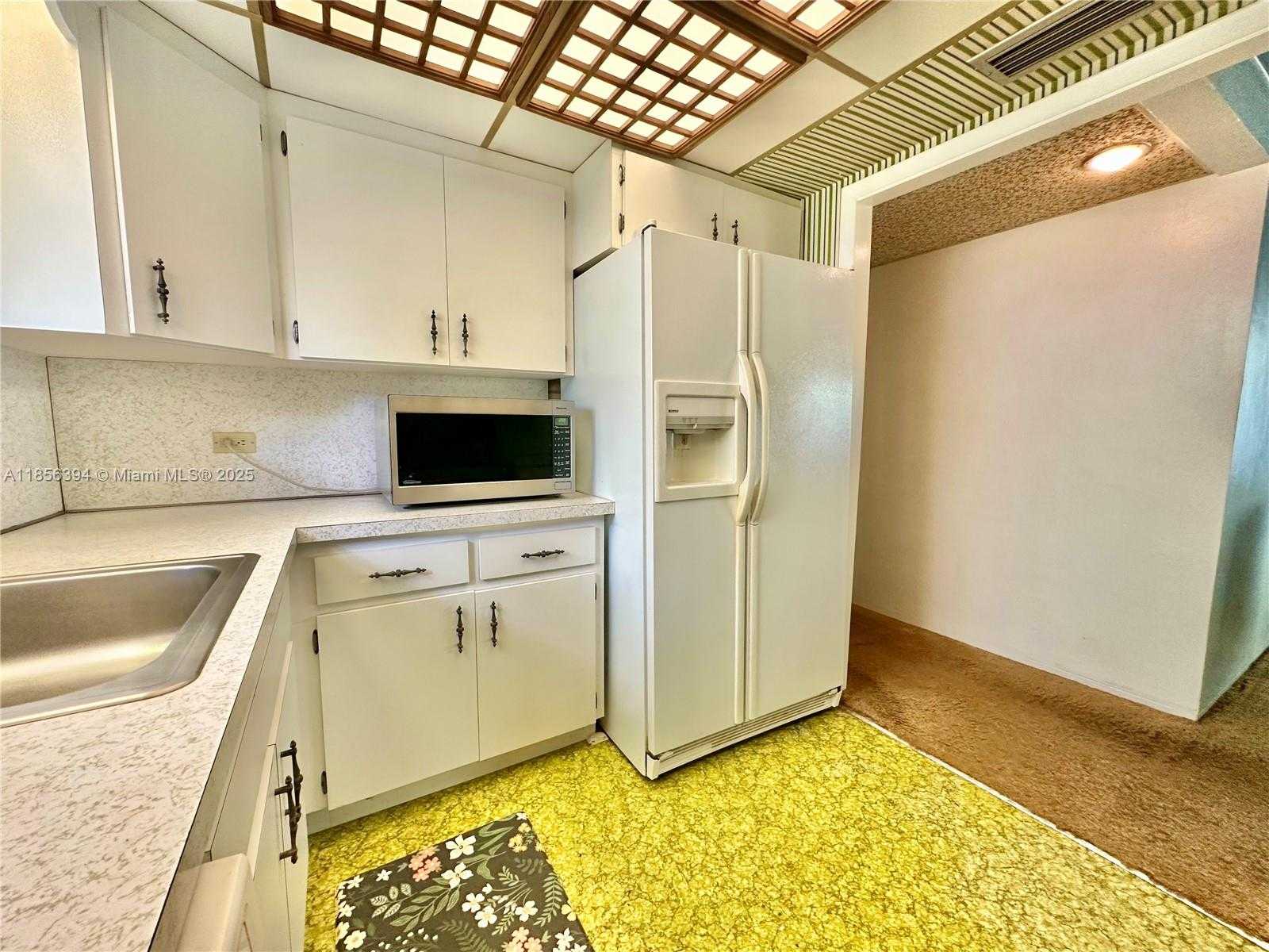 Small Image of 845 NORTH EAST 127TH ST, North Miami Number 8