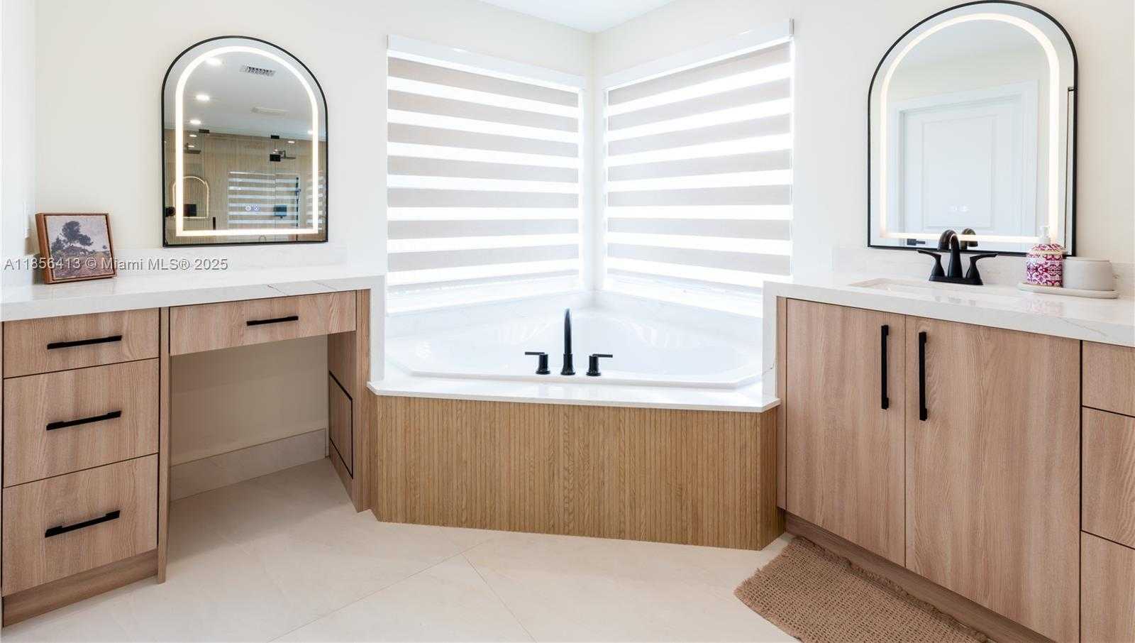 Small Image of 17323 SOUTH WEST 47TH CT, Miramar Number 22