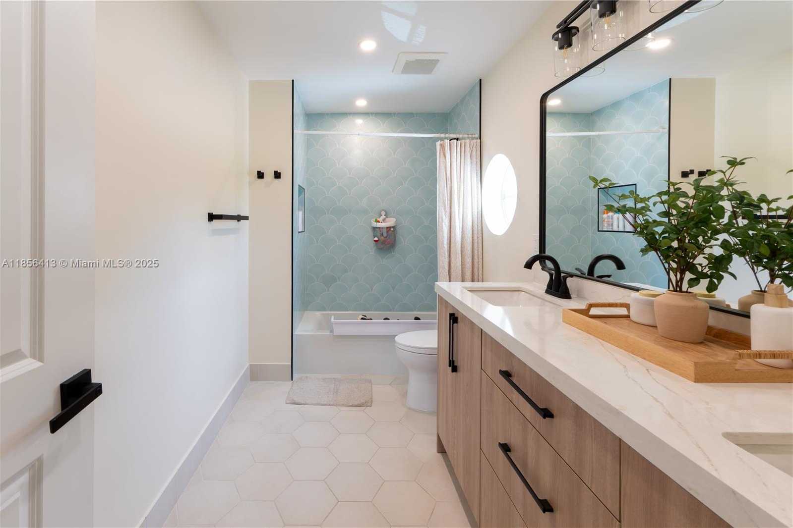 Small Image of 17323 SOUTH WEST 47TH CT, Miramar Number 26