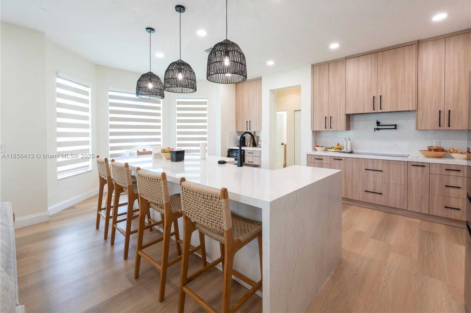Small Image of 17323 SOUTH WEST 47TH CT, Miramar Number 8