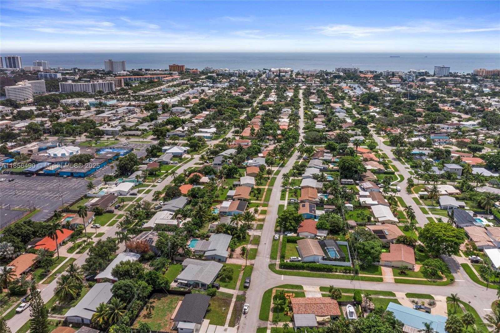 Small Image of 949 SOUTH EAST 5TH ST, Deerfield Beach Number 31