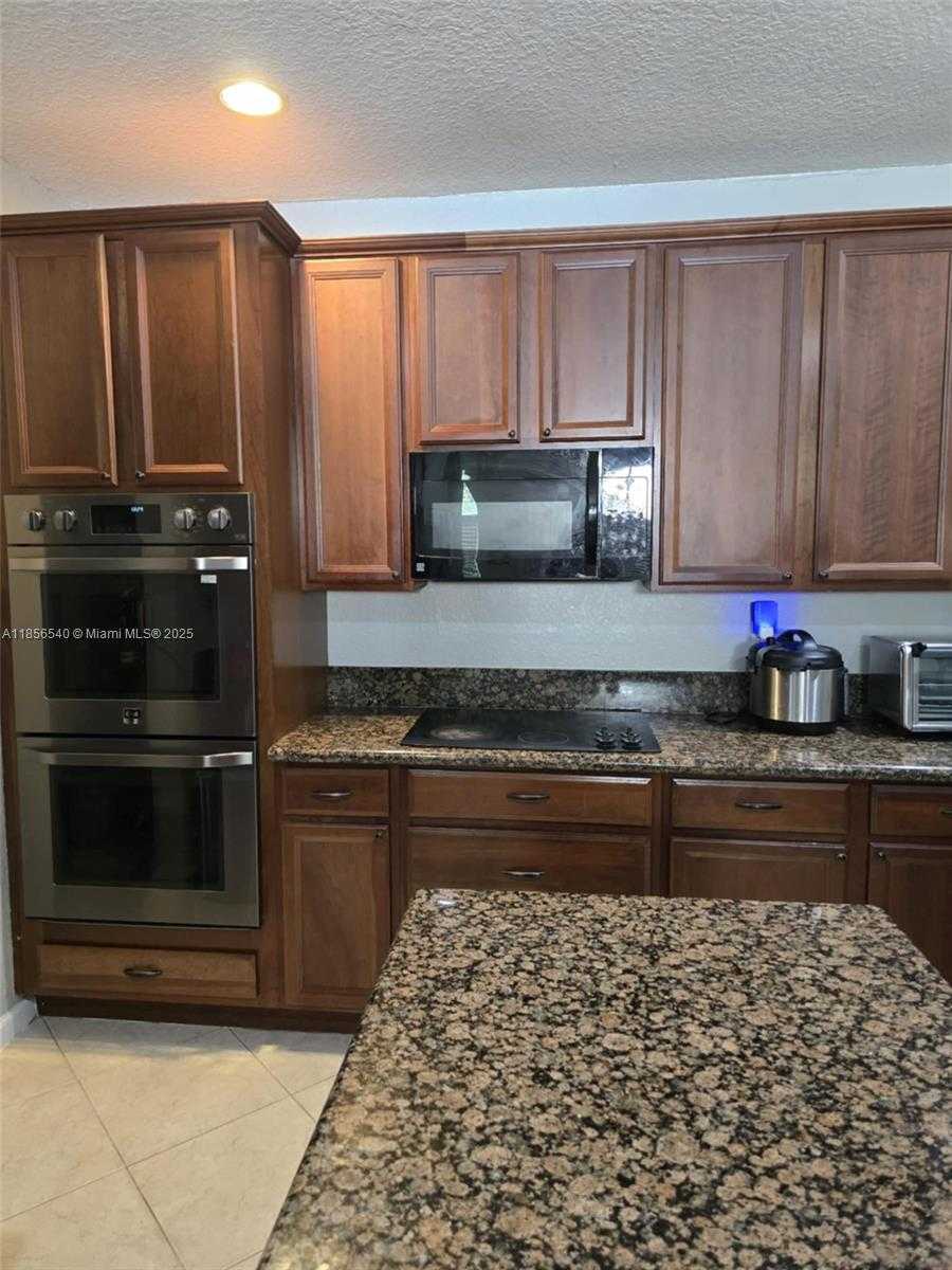 Small Image of 13994 SOUTH WEST 278TH ST, Homestead Number 2
