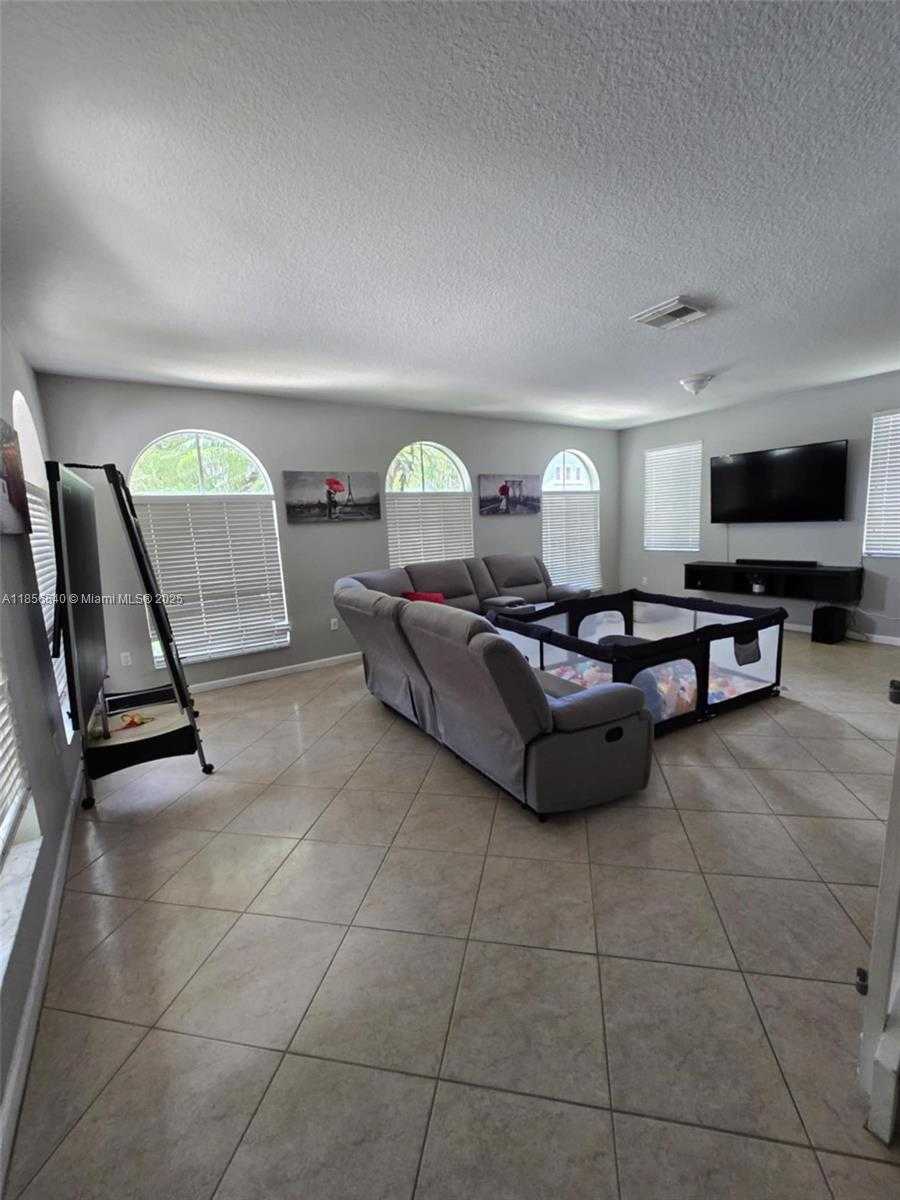 Small Image of 13994 SOUTH WEST 278TH ST, Homestead Number 4