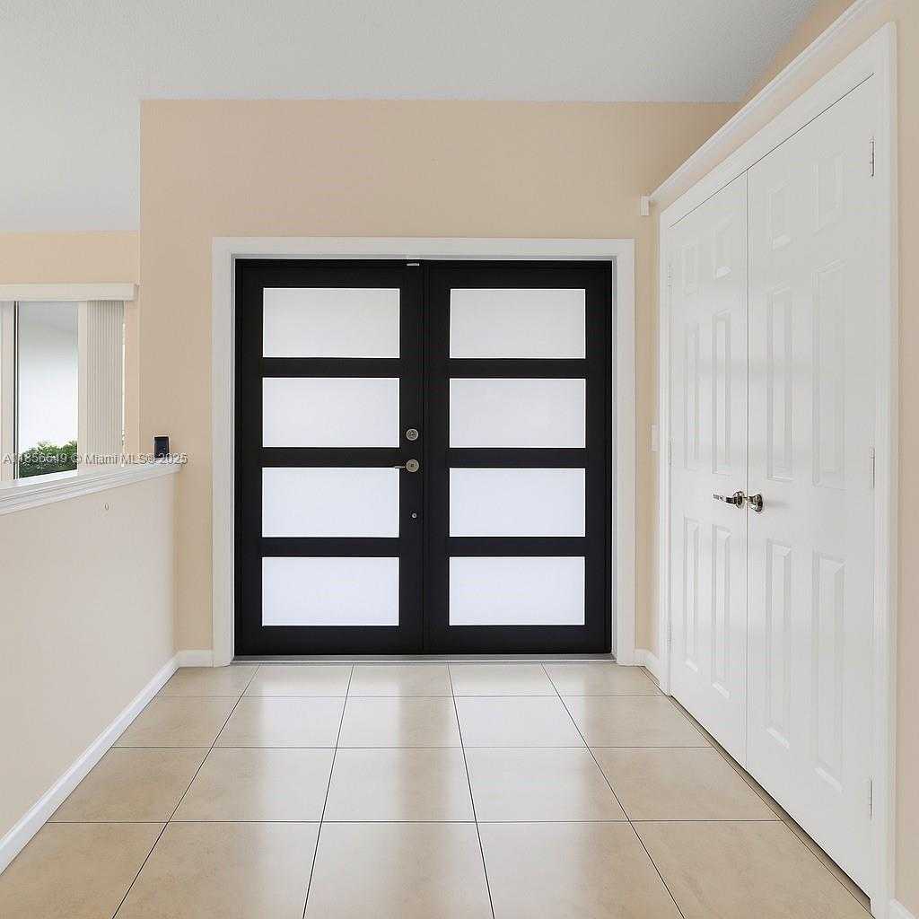 Small Image of 400 NORTH WEST 202ND WAY, Pembroke Pines Number 6