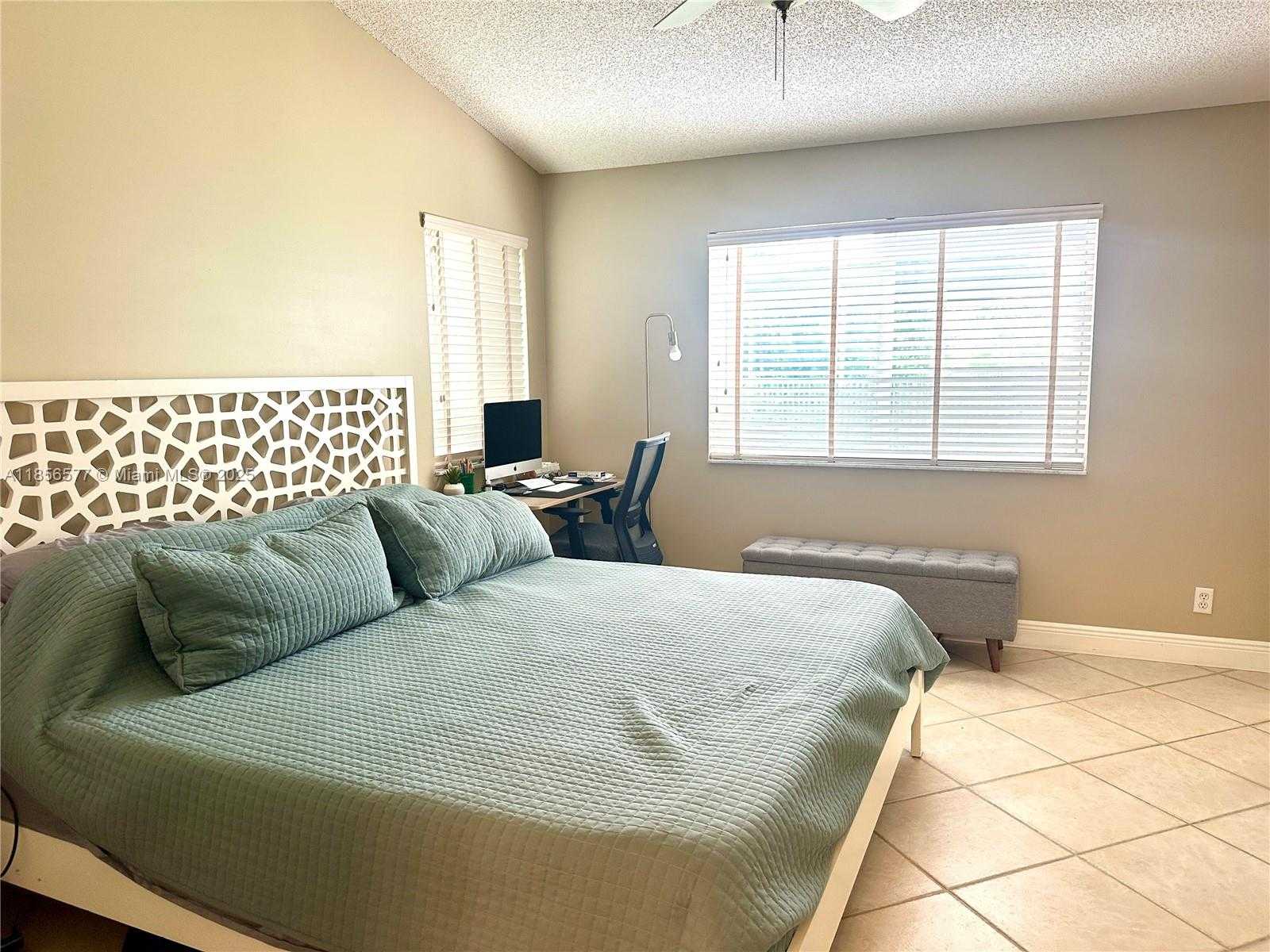 Small Image of 4370 PINE RIDGE CT, Weston Number 13