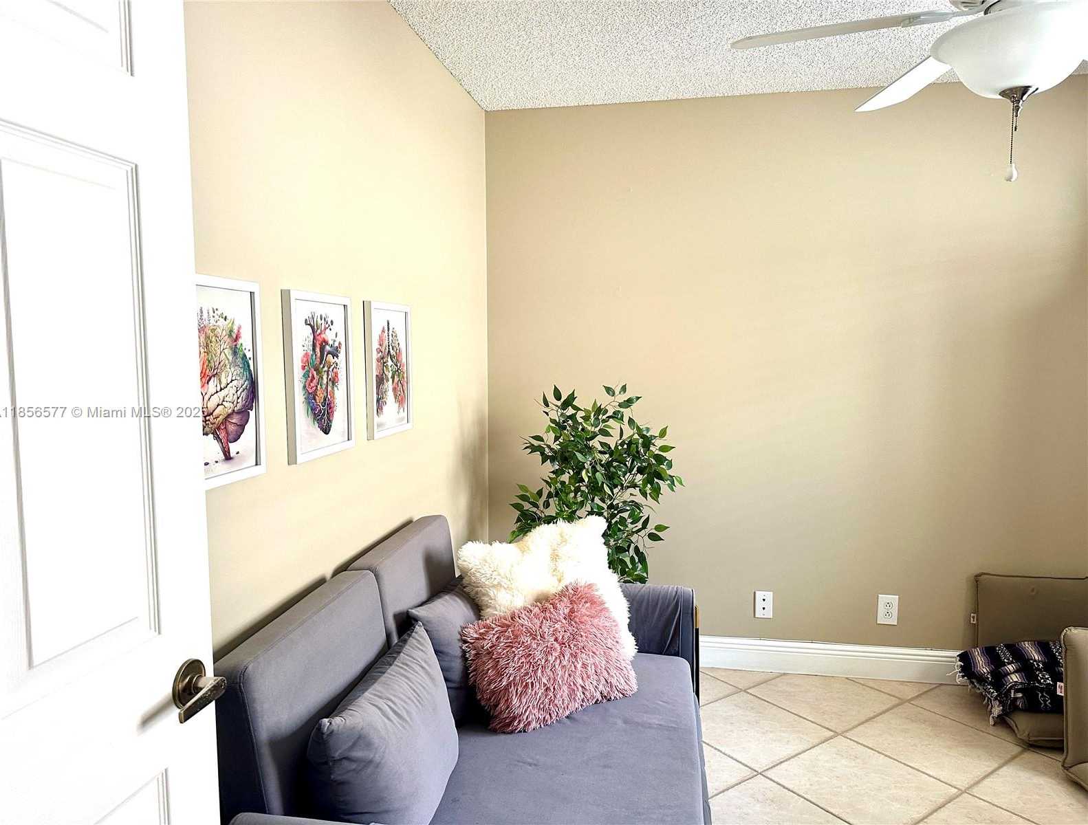 Small Image of 4370 PINE RIDGE CT, Weston Number 21