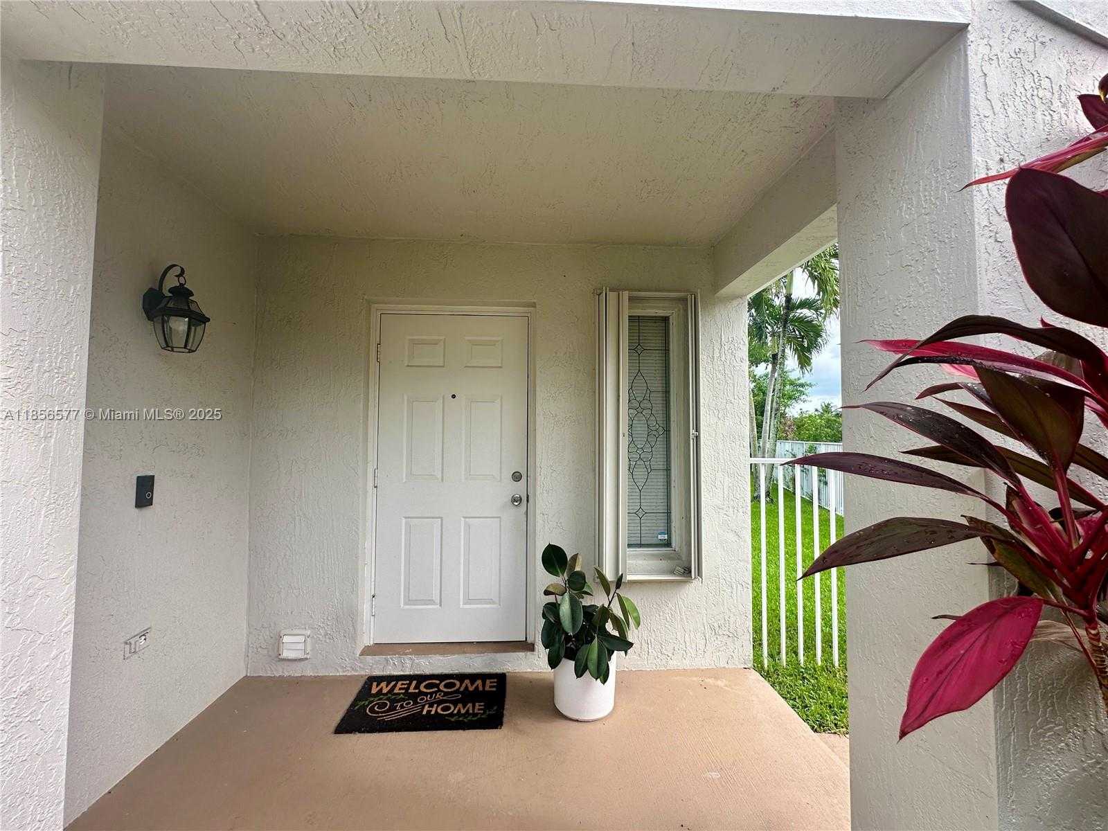 Small Image of 4370 PINE RIDGE CT, Weston Number 30
