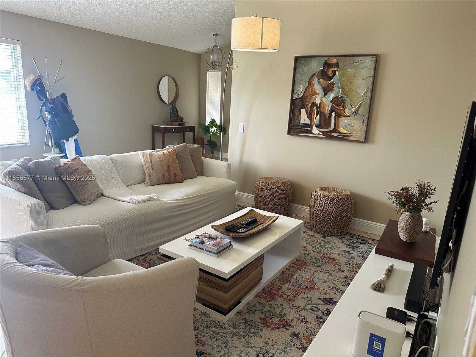 Small Image of 4370 PINE RIDGE CT, Weston Number 7