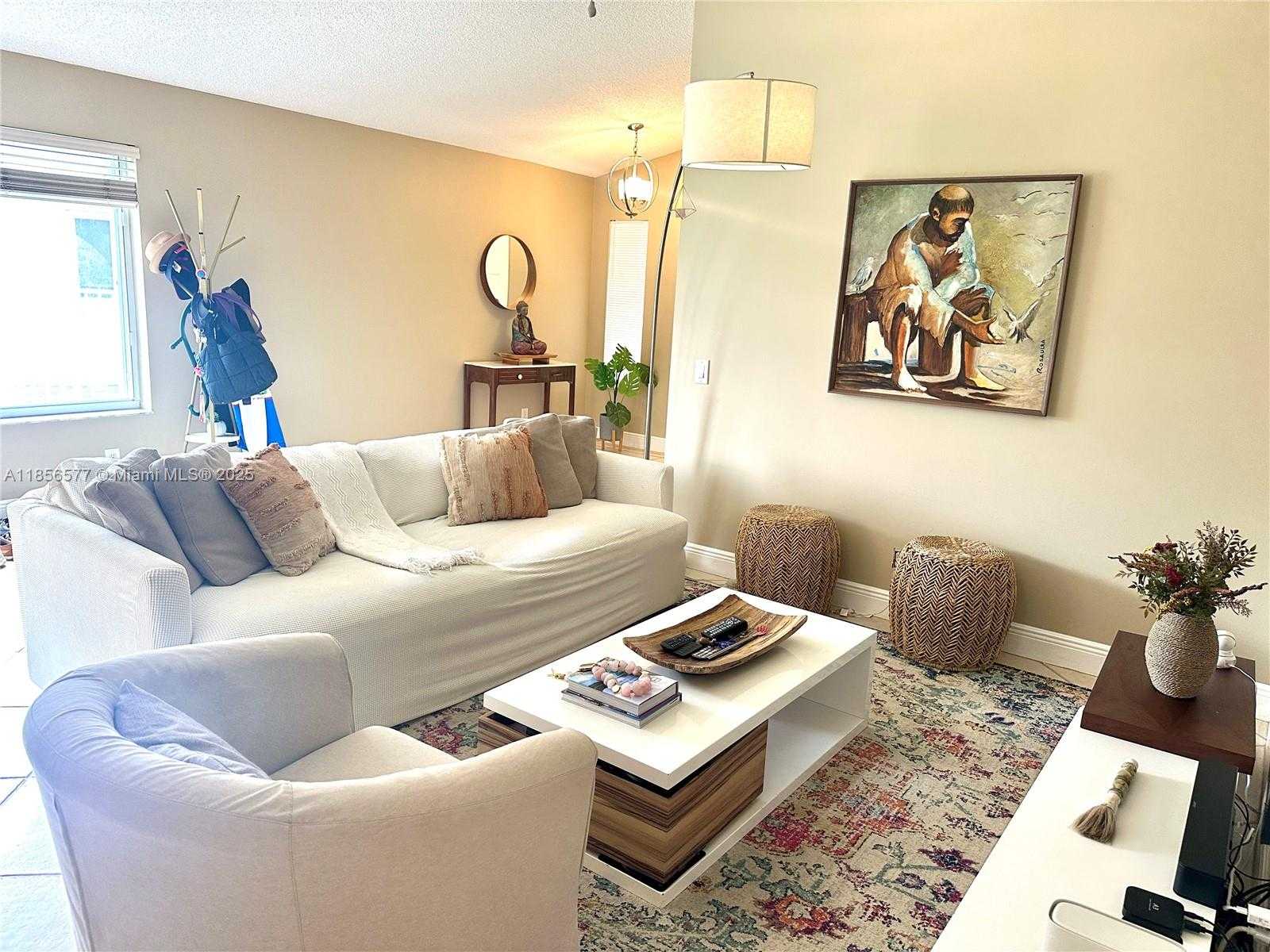 Small Image of 4370 PINE RIDGE CT, Weston Number 8