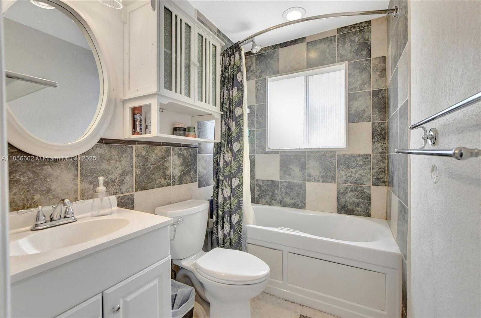 Small Image of 8176 SCENIC TURN, Boca Raton Number 57