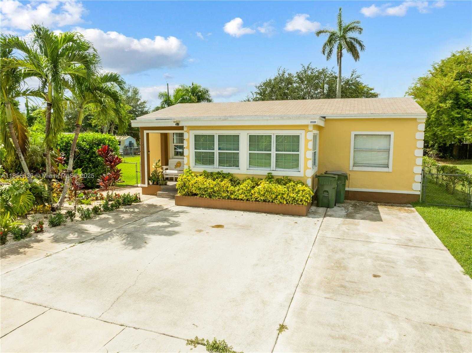 Small Image of 512 NORTH WEST 13TH ST, Homestead Number 34