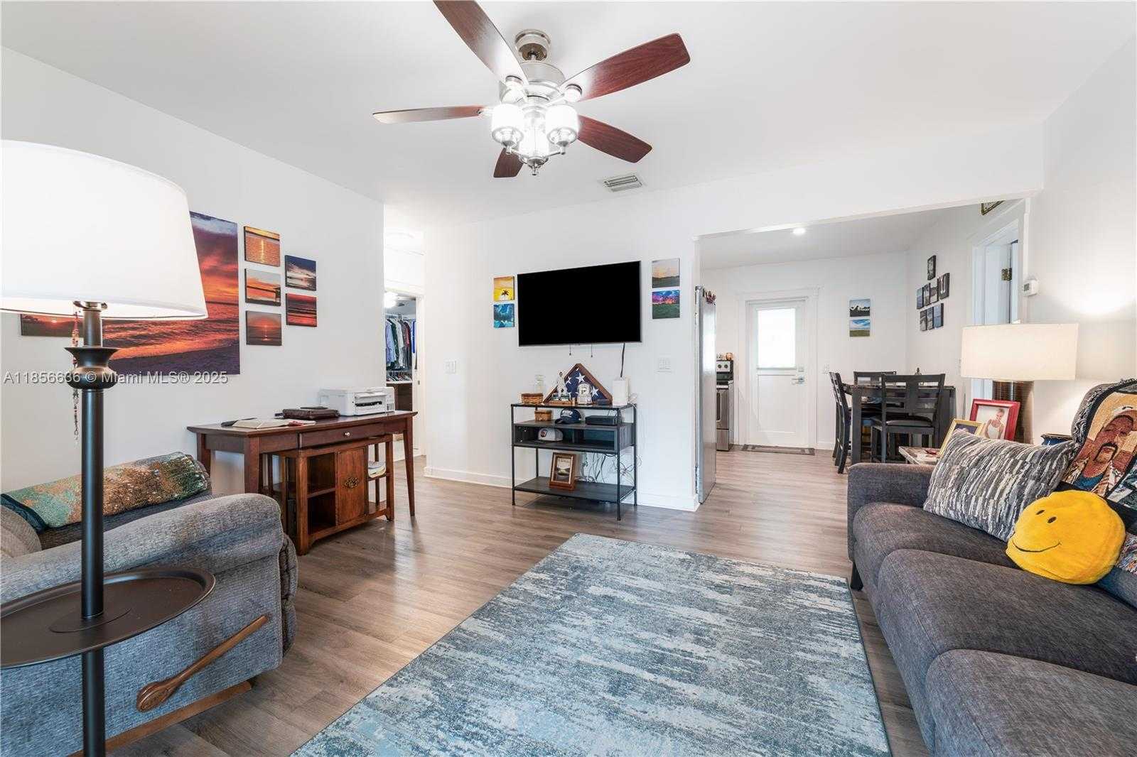Small Image of 512 NORTH WEST 13TH ST, Homestead Number 9