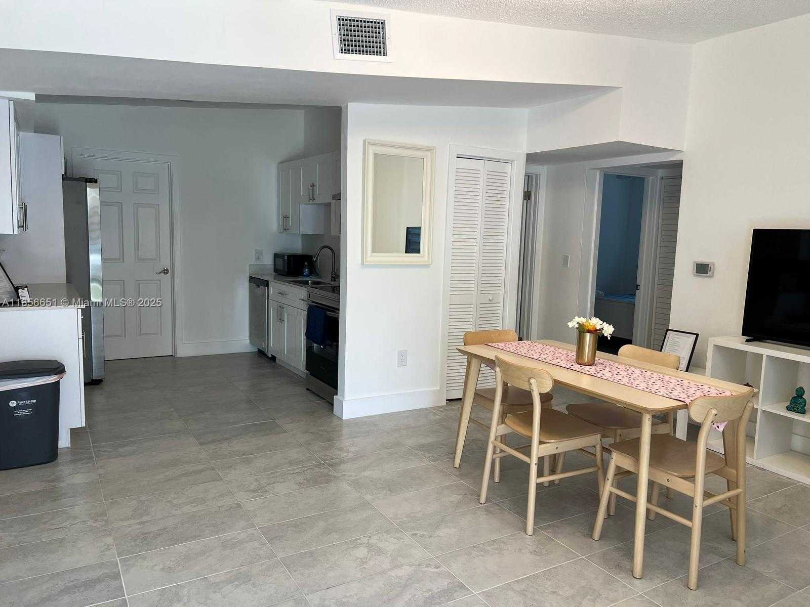 Small Image of 13725 NORTH WEST 4TH CT, North Miami Number 4