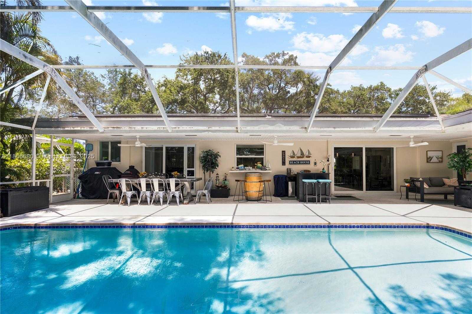 Small Image of 16400 SOUTH WEST 80TH AVE, Palmetto Bay Number 41